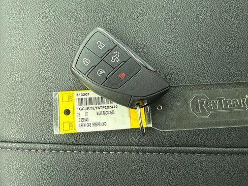 New 2026 Chevrolet Silverado 3500 LT w/ Leather Package image 54