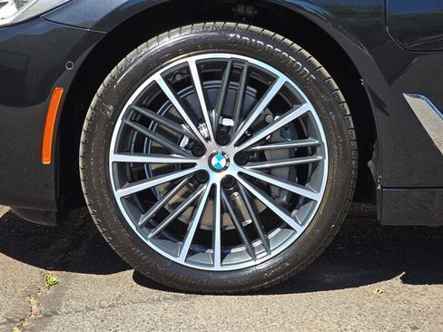 Used 2021 BMW 530e w/ Parking Assistance Package RWD image 43