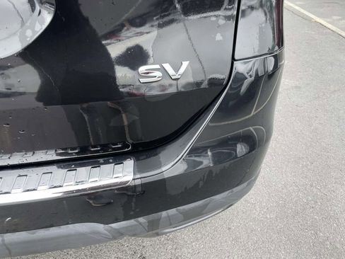 Used 2016 Nissan Rogue SV w/ SV Premium Package image 24