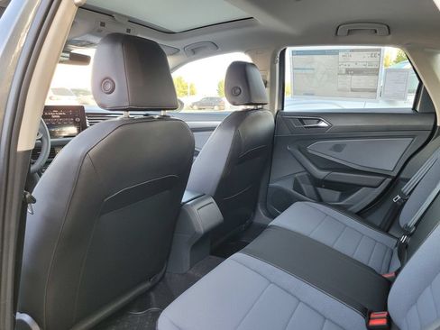 New 2026 Volkswagen Jetta SE FWD image 14