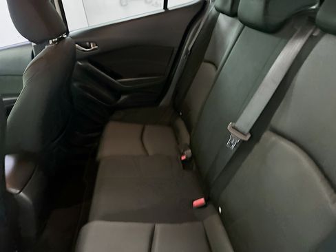 Used 2017 MAZDA MAZDA3 Sport image 27