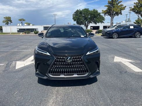 Used 2024 Lexus NX 250 FWD w/ Towing Package (2000 Lbs) image 8