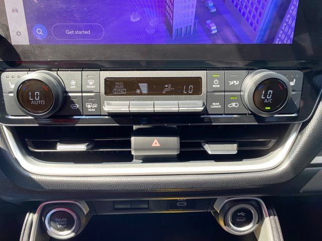 Certified 2025 Toyota Grand Highlander AWD image 11