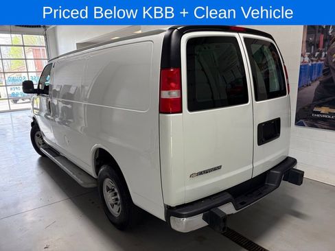Used 2024 Chevrolet Express 2500 w/ Driver Convenience Package image 6