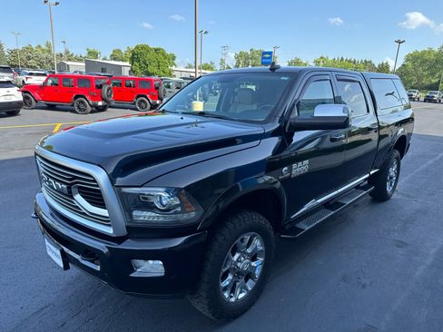 Used 2018 RAM 2500 Limited AWD/4WD image 11