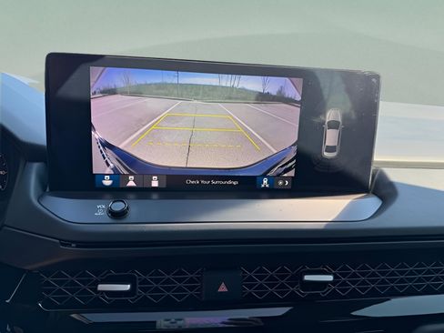 Used 2023 Honda Accord Touring image 17