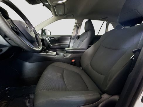 Used 2024 Toyota RAV4 LE FWD image 21