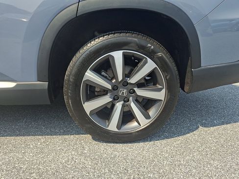 Used 2023 Honda Pilot Touring image 8