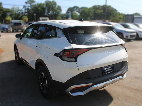 Used 2023 Kia Sportage LX AWD/4WD image 11
