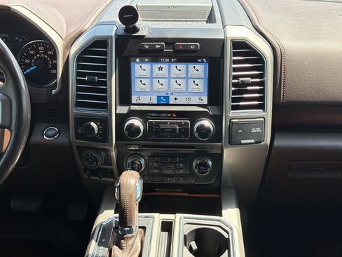 Used 2017 Ford F150 King Ranch w/ Equipment Group 601A Luxury AWD/4WD image 21