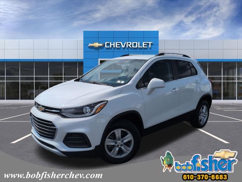 Certified 2019 Chevrolet Trax LT w/ LT Convenience Package AWD/4WD image 1