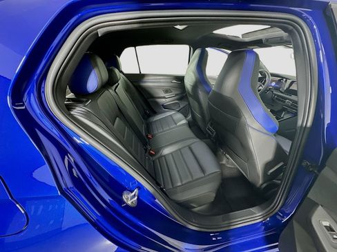 Used 2024 Volkswagen Golf R AWD/4WD image 29