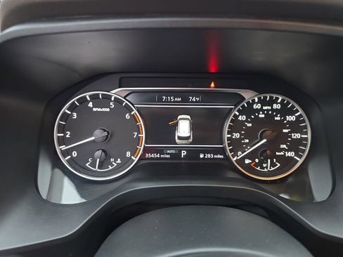 Used 2023 Nissan Rogue SL AWD/4WD image 7
