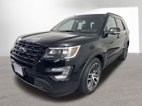 Used 2017 Ford Explorer Sport w/ Equipment Group 401A AWD/4WD image 25