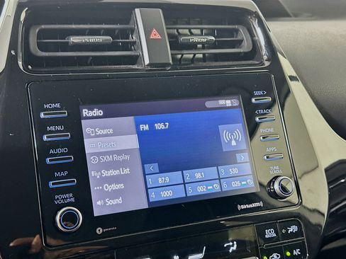 Used 2022 Toyota Prius LE image 21