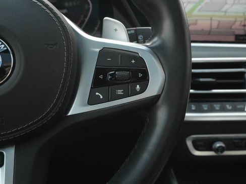 Used 2020 BMW X7 xDrive40i w/ M Sport Package AWD/4WD image 18