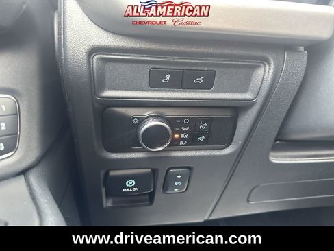 Used 2024 Ford Expedition XLT image 18