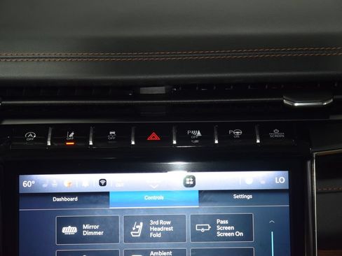 Used 2024 Jeep Grand Cherokee L Summit w/ Advanced Protech Group IV AWD/4WD image 33