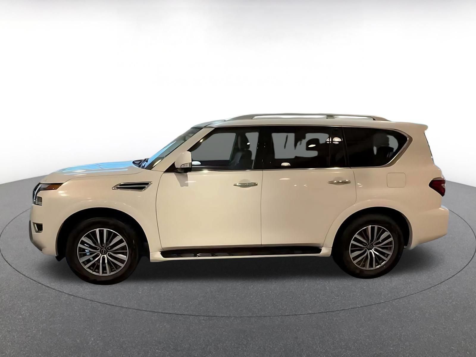 Used 2024 Nissan Armada SL RWD image 10