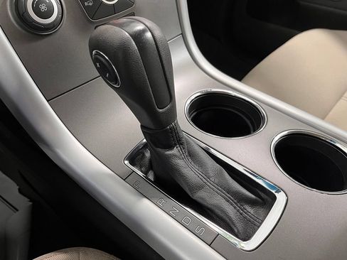 Used 2014 Ford Edge SE w/ Equipment Group 101A AWD/4WD image 22