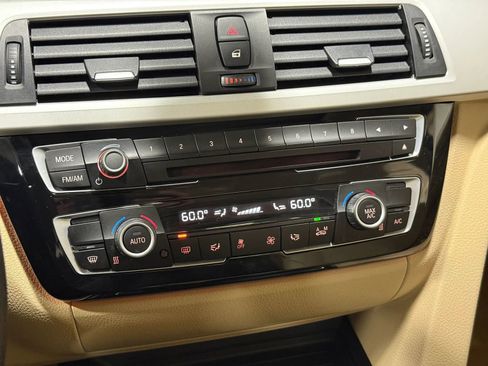 Used 2016 BMW 320i Sedan image 40