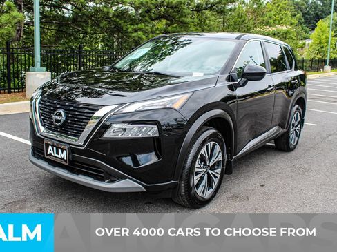 Used 2023 Nissan Rogue SV FWD image 3