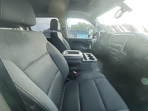 Used 2019 Chevrolet Silverado 2500 LT w/ LT Convenience Package AWD/4WD image 5
