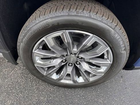 New 2026 GMC Sierra 1500 Denali image 13