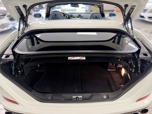 Used 2015 Ferrari California T RWD image 21