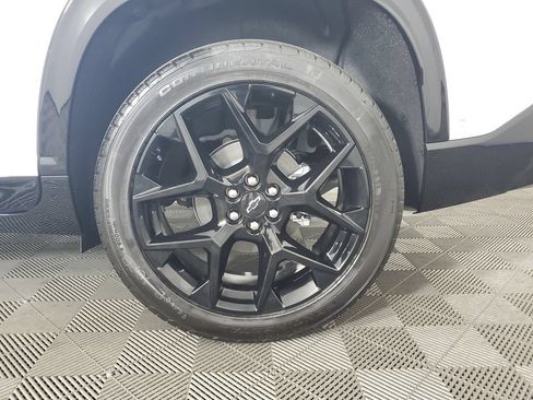 New 2026 Chevrolet Traverse RS w/ LPO, Floor Liner Package FWD image 30
