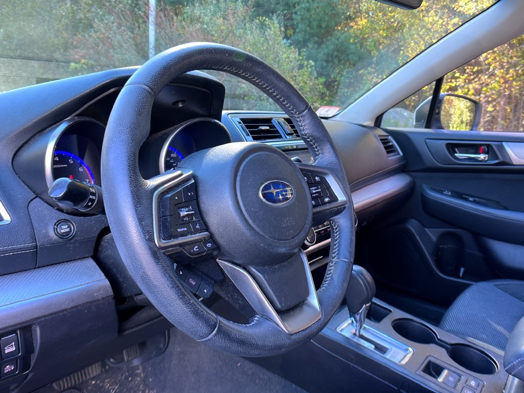 Used 2019 Subaru Outback 2.5i Premium AWD/4WD image 36