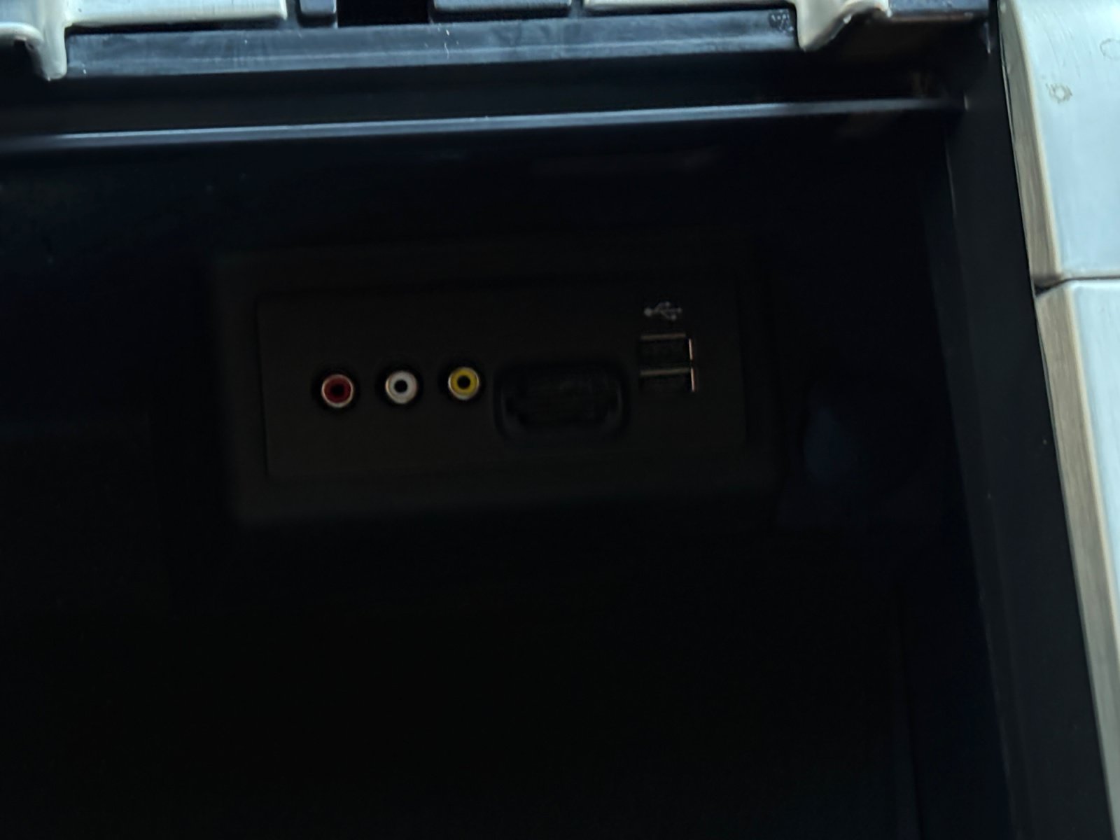 Used 2014 Ford F150 Platinum RWD image 21