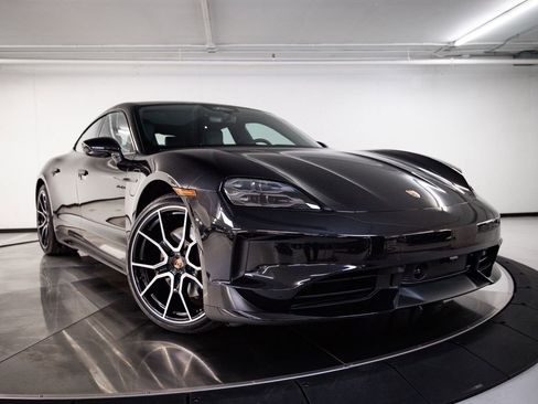New 2026 Porsche Taycan image 9