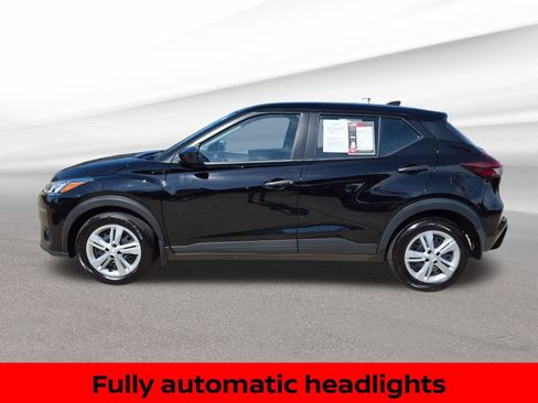 Certified 2025 Nissan Kicks Play S FWD image 12