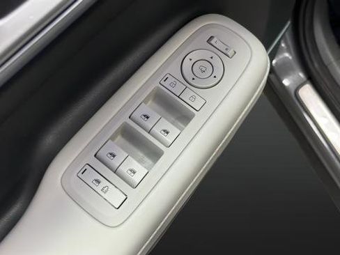 Used 2025 Hyundai Santa Fe Calligraphy AWD/4WD image 21