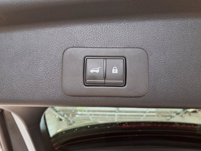 Used 2025 Nissan Murano SL w/ Cargo Package AWD/4WD image 28