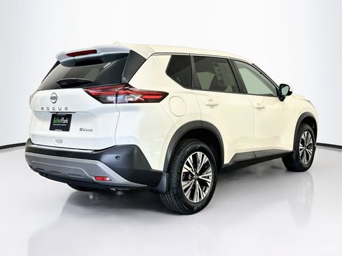 Used 2023 Nissan Rogue SV AWD/4WD image 9