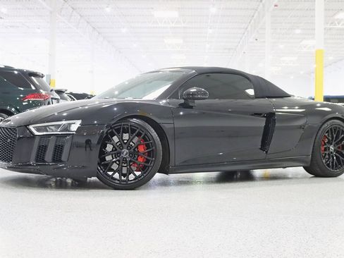 Used 2017 Audi R8 V10 AWD/4WD image 2