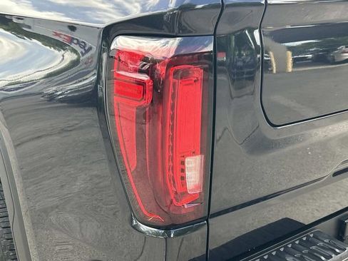 Used 2024 GMC Sierra 1500 Denali AWD/4WD image 11