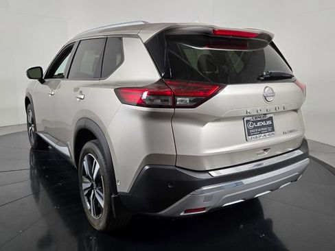 Used 2023 Nissan Rogue Platinum image 6