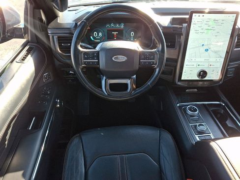 Used 2022 Ford Expedition Max Platinum image 11