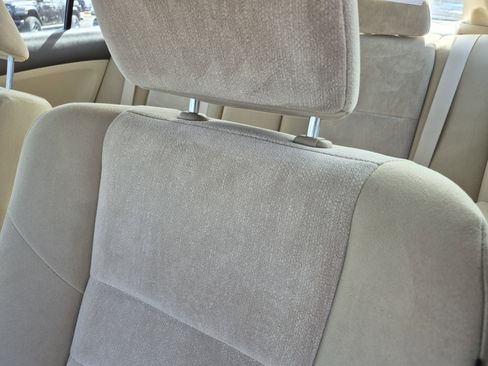 Used 2010 Honda Accord LX-P image 25