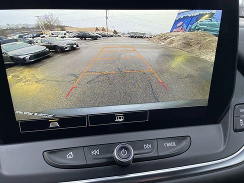 Used 2025 Chevrolet Blazer LT image 20