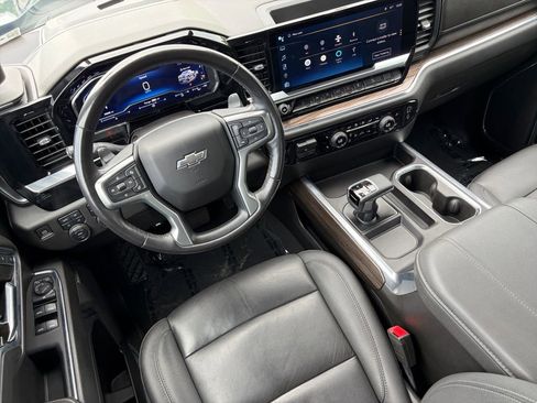 Used 2023 Chevrolet Silverado 1500 RST AWD/4WD image 15