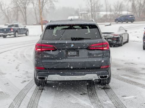 Used 2021 BMW X5 xDrive40i w/ Premium Package 3 image 11