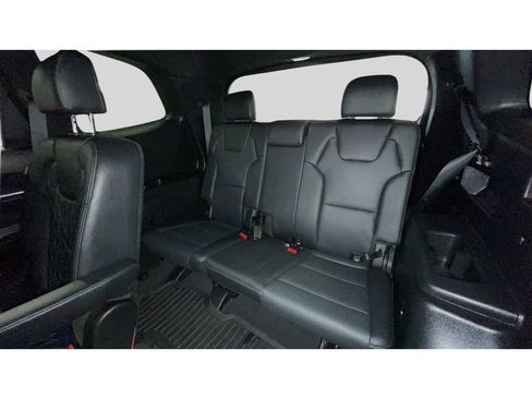 Used 2024 Kia Telluride EX X-Line AWD/4WD image 17