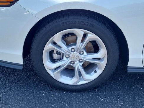 Used 2025 Honda Accord LX image 29
