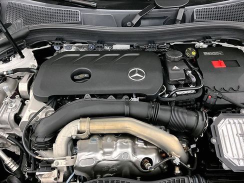 New 2026 Mercedes-Benz GLA 250 4MATIC image 16