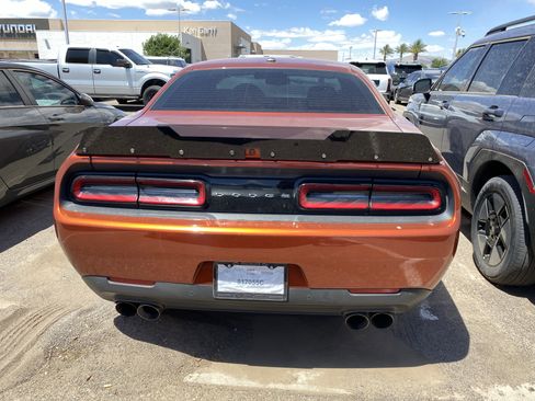 Used 2021 Dodge Challenger SXT w/ Driver Convenience Group RWD image 3