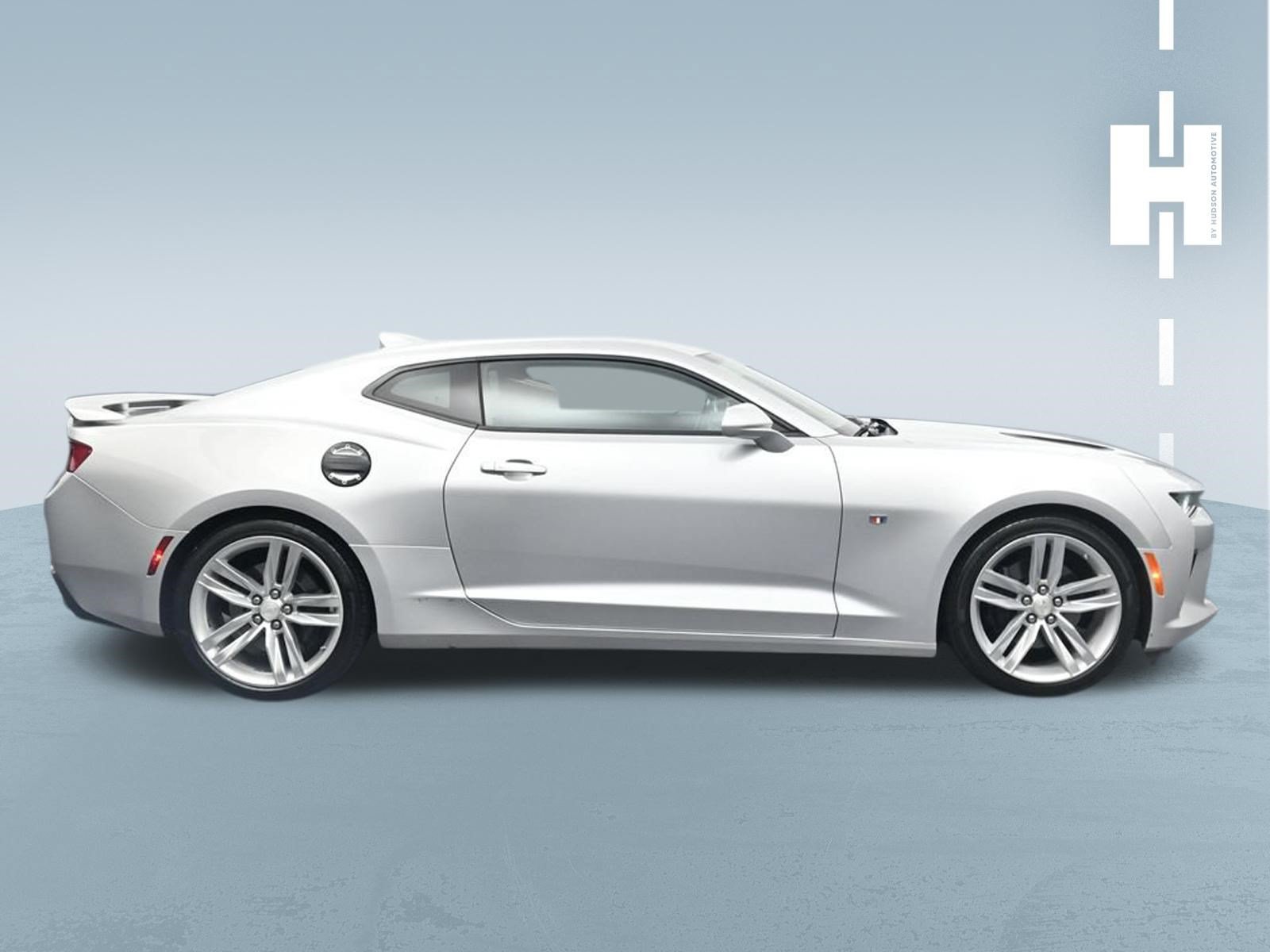 Used 2018 Chevrolet Camaro SS RWD image 3